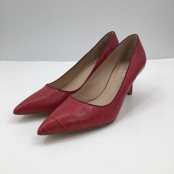 Women's 8M Franco Sarto Tudor 2 Red Leather Pumps 2.5" Heels Croc Pointy Toe - Picture 1 of 14